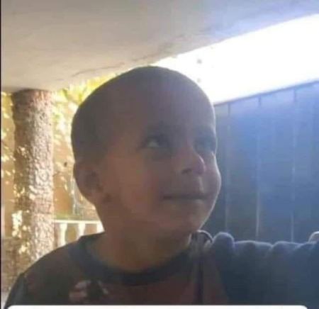 القدس : مصرع طفل سقط في حفرة للصرف الصحي في العيزرية